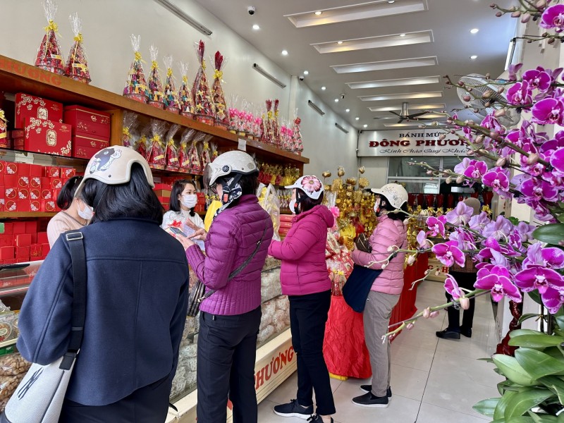 Bánh Trung thu Đông Phương: Lưu trữ giá trị ẩm thực truyền thống qua từng chiếc bánh Bánh Trung thu Đông Phương: Lưu trữ giá trị ẩm thực truyền thống qua từng chiếc bánh