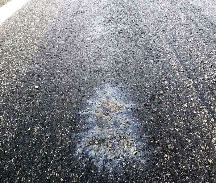 Tập đoàn Sơn Hải trình báo khẩn cấp vì bị đổ hóa chất phá hoại mặt bằng đường cao tốc. Tập đoàn Sơn Hải trình báo khẩn cấp vì bị đổ hóa chất phá hoại mặt bằng đường cao tốc.