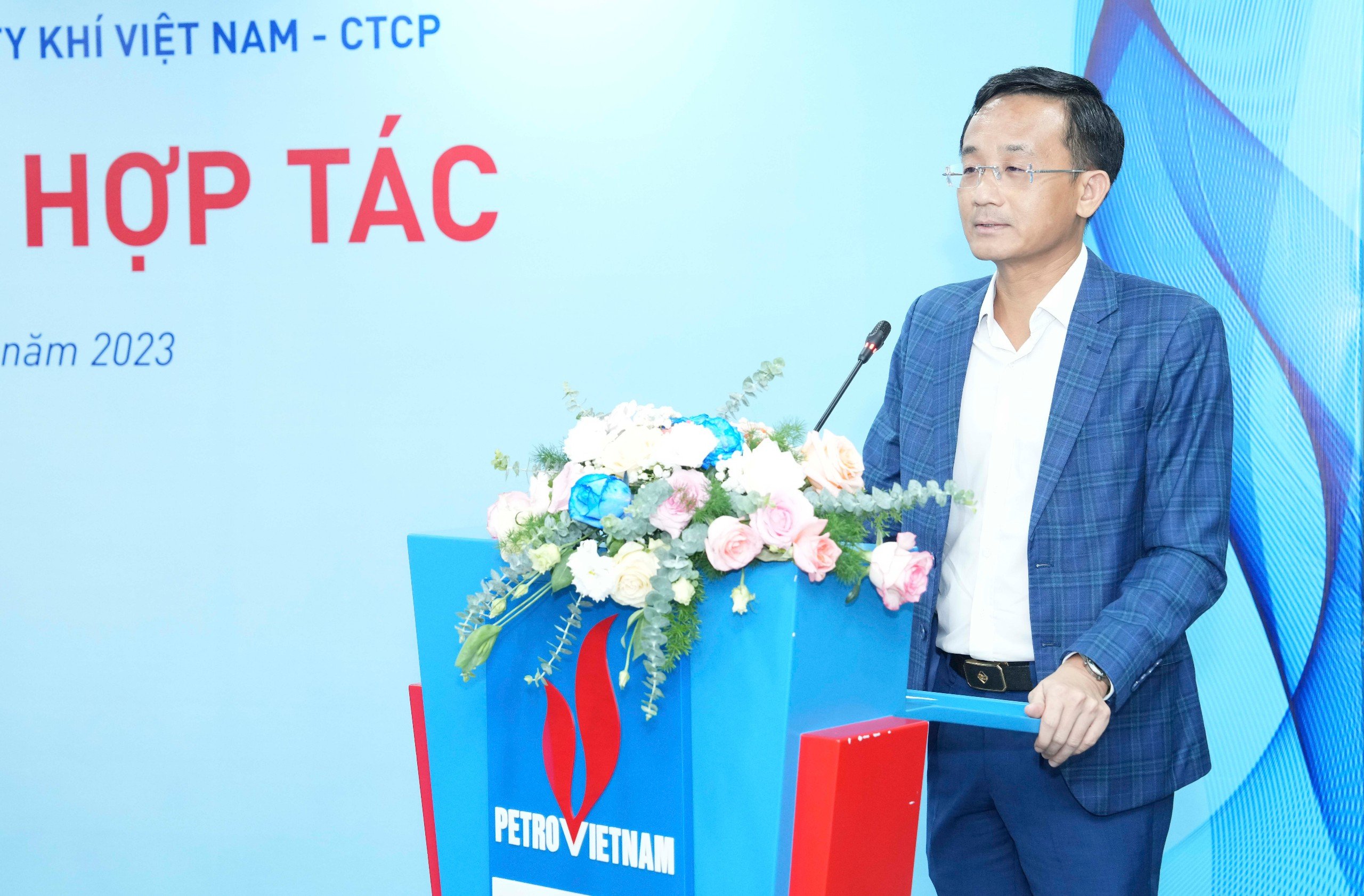 Tổng công ty Khí Việt Nam cùng Hội Dầu khí Việt Nam ký thỏa thuận hợp tác Tổng công ty Khí Việt Nam cùng Hội Dầu khí Việt Nam ký thỏa thuận hợp tác
