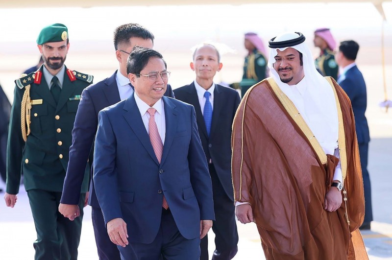 Thủ tướng Phạm Minh Chính tới Thủ đô Riyadh, bắt đầu chuyến công tác tại Saudi Arabia