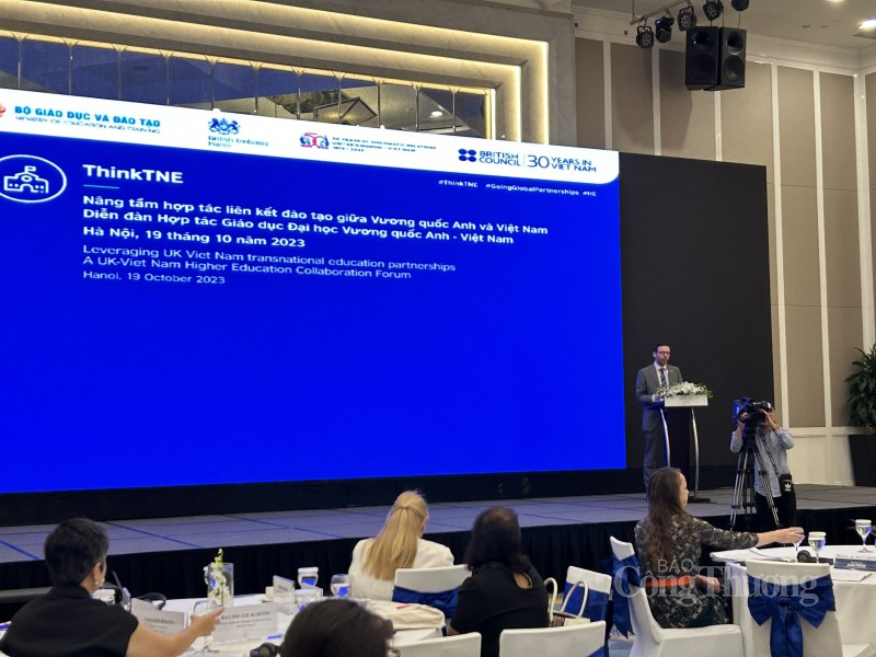 Nâng tầm hợp tác liên kết đào tạo giữa Vương quốc Anh và Việt Nam Nâng tầm hợp tác liên kết đào tạo giữa Vương quốc Anh và Việt Nam