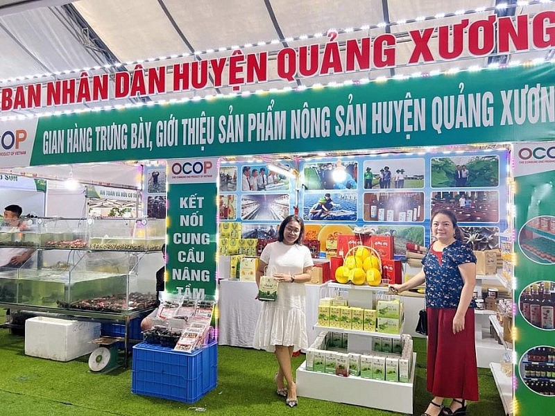 Thanh Hóa: Trưng bày 200 gian hàng các sản phẩm về nông sản, thực phẩm an toàn của 7 tỉnh, thành phố Thanh Hóa: Trưng bày 200 gian hàng các sản phẩm về nông sản, thực phẩm an toàn của 7 tỉnh, thành phố