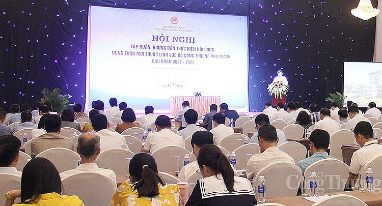 Toàn cảnh Hội nghị Toàn cảnh Hội nghị