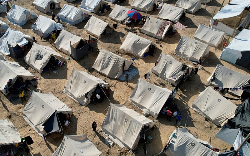 Việc hàng trăm nghìn người phải sơ tán khiến tình hình nhân đạo tại Dải Gaza ngày càng tồi tệ Việc hàng trăm nghìn người phải sơ tán khiến tình hình nhân đạo tại Dải Gaza ngày càng tồi tệ