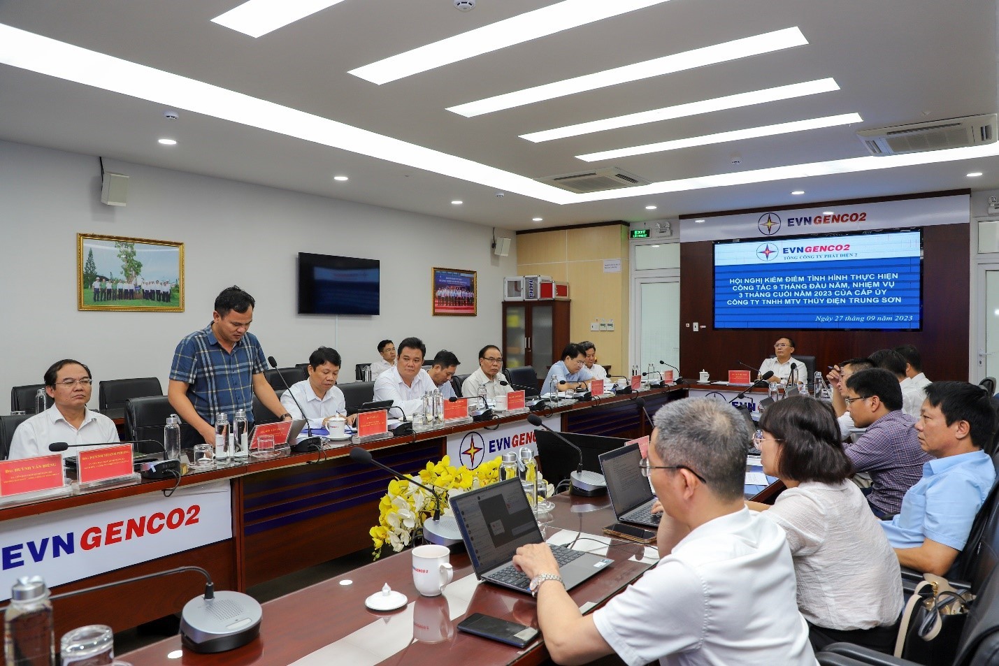 Tổ chức các buổi làm việc với từng tổ chức Đảng các Đơn vị thành viên Tổ chức các buổi làm việc với từng tổ chức Đảng các Đơn vị thành viên