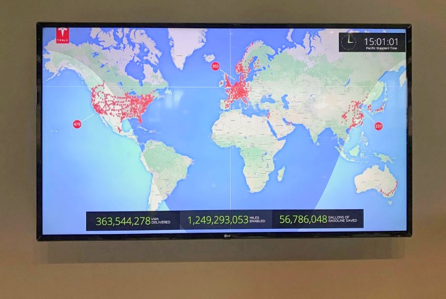 Toyota đạt thỏa thuận dùng chung trạm sạc với Tesla ở Bắc Mỹ Toyota đạt thỏa thuận dùng chung trạm sạc với Tesla ở Bắc Mỹ