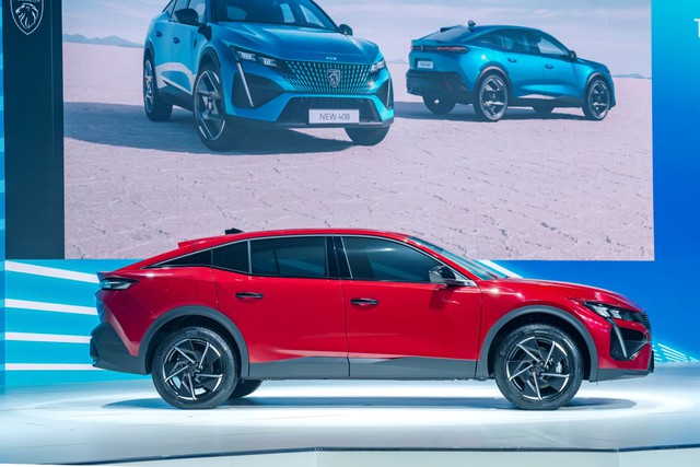 Thaco Auto giới thiệu sản phẩm Peugeot 408 thế hệ mới Thaco Auto giới thiệu sản phẩm Peugeot 408 thế hệ mới