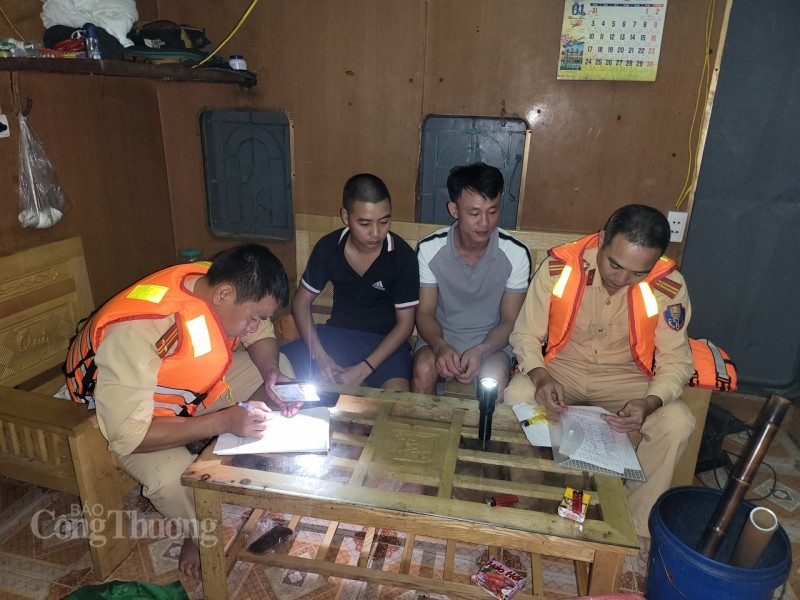 Tổ công tác làm việc với các đối tượng