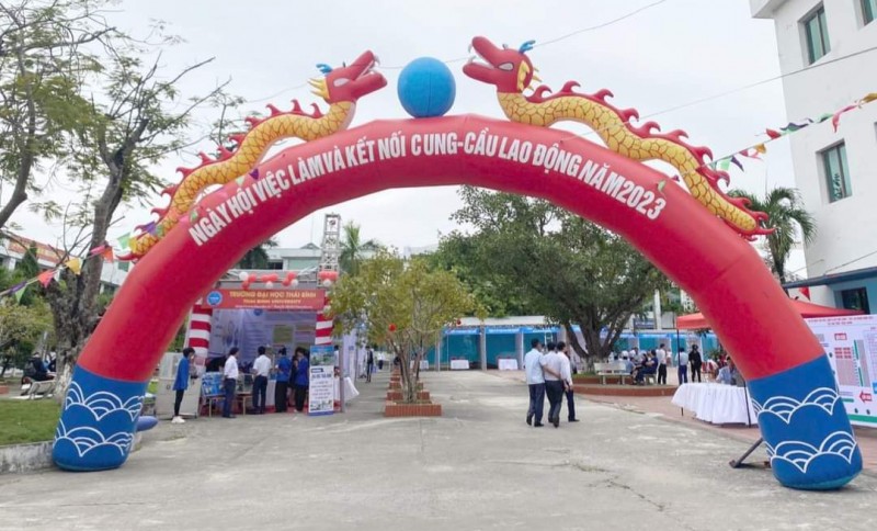 Thái Bình: Trên 3000 lượt người hưởng ứng ngày hội việc làm 2023 Thái Bình: Trên 3000 lượt người hưởng ứng ngày hội việc làm 2023