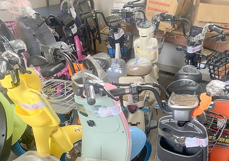 Bình Dương: Phát hiện 1 cửa hàng buôn bán xe đạp điện nhập lậu