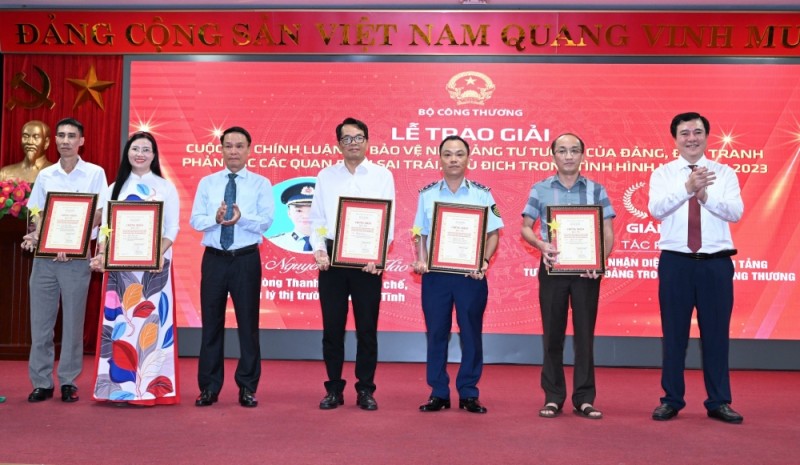 Truyền thông - công cụ nền tảng tư tưởng của Đảng trong lực lượng Quản lý thị trường