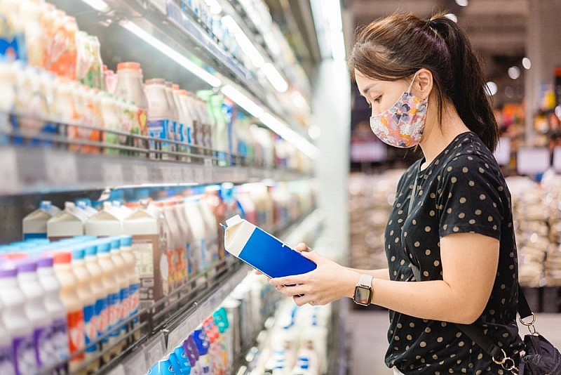 Theo kết quả khảo sát, 70% người tiêu dùng cho rằng các sản phẩm tốt cho sức khỏe không nên gây hại cho môi trường Theo kết quả khảo sát, 70% người tiêu dùng cho rằng các sản phẩm tốt cho sức khỏe không nên gây hại cho môi trường