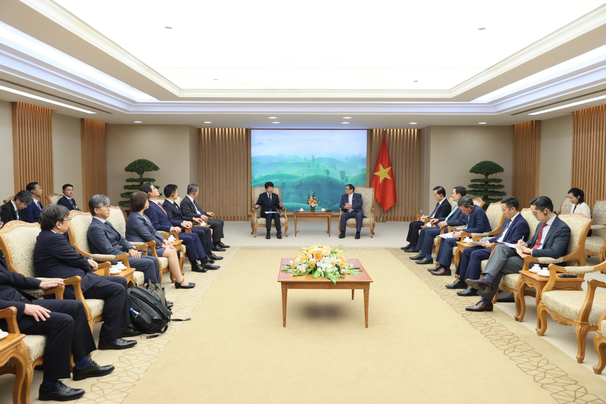 Thêm nhiều doanh nghiệp Nhật Bản muốn đầu tư vào Việt Nam - Ảnh 3. Thêm nhiều doanh nghiệp Nhật Bản muốn đầu tư vào Việt Nam - Ảnh 3.