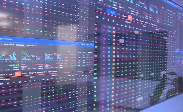 Cổ phiếu ngân hàng, bất động sản hỗ trợ thị trường, VN-Index tăng hơn 5 điểm