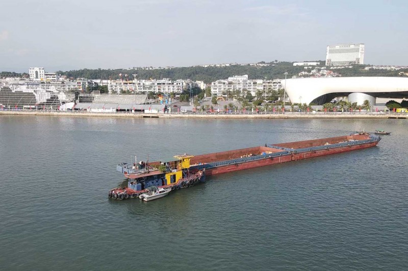 Mãn nhãn màn bắn pháo hoa kỷ niệm 60 năm thành lập tỉnh Quảng Ninh Mãn nhãn màn bắn pháo hoa kỷ niệm 60 năm thành lập tỉnh Quảng Ninh