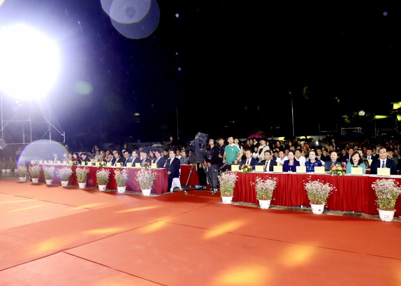 Các đại biểu tham dự buổi lễ. Ảnh baohagiang. Ảnh baohagiang Các đại biểu tham dự buổi lễ. Ảnh baohagiang. Ảnh baohagiang