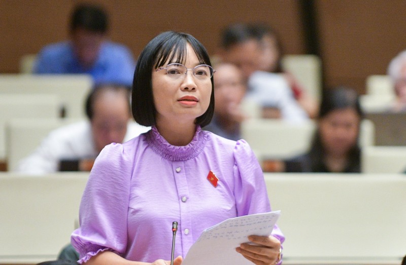 Thời điểm nào thích hợp để Bộ Giáo dục và Đào tạo biên soạn bộ sách giáo khoa? Thời điểm nào thích hợp để Bộ Giáo dục và Đào tạo biên soạn bộ sách giáo khoa?