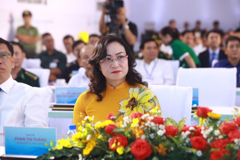 Khánh thành Kho LNG đầu tiên tại Việt Nam Khánh thành Kho LNG đầu tiên tại Việt Nam