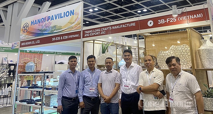 Xúc tiến, quảng bá sản phẩm thủ công mỹ nghệ Hà Nội tại thị trường Hồng Kông (Trung Quốc) Xúc tiến, quảng bá sản phẩm thủ công mỹ nghệ Hà Nội tại thị trường Hồng Kông (Trung Quốc)