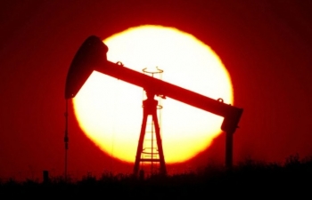 Giá dầu có thể phục hồi khi căng thẳng địa chính trị còn tiềm ẩn