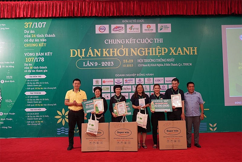 Phân bón Cà Mau tiếp lực tranh tài dự án khởi nghiệp xanh lần 9 năm 2023 Phân bón Cà Mau tiếp lực tranh tài dự án khởi nghiệp xanh lần 9 năm 2023