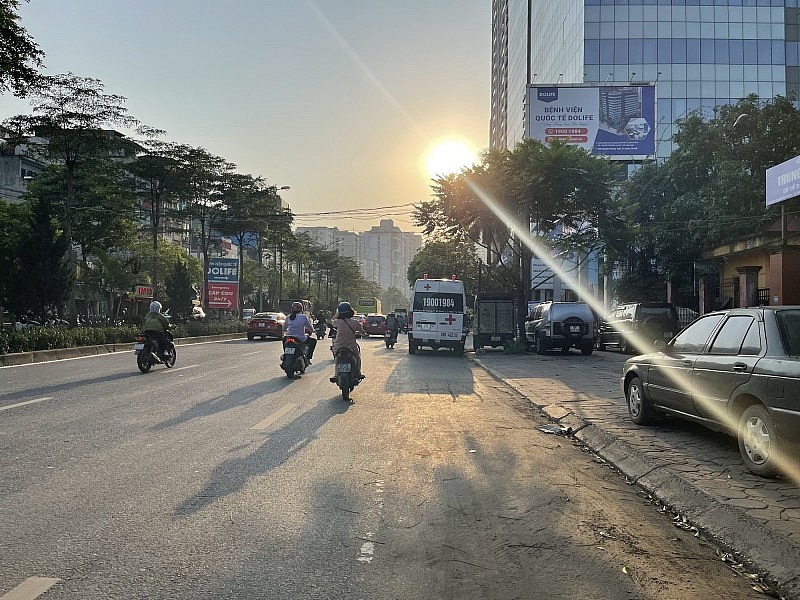 Dự báo thời tiết Hà Nội ngày mai không mưa, nắng nhẹ. Ảnh minh họa Dự báo thời tiết Hà Nội ngày mai không mưa, nắng nhẹ. Ảnh minh họa