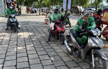 Grab, ShopeeFood, Be, Gojek... nói gì về việc thu phí đơn hàng quá cao?