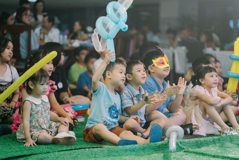 Con em cán bộ, người lao động PV Power chung vui "Đón Tết trông trăng"