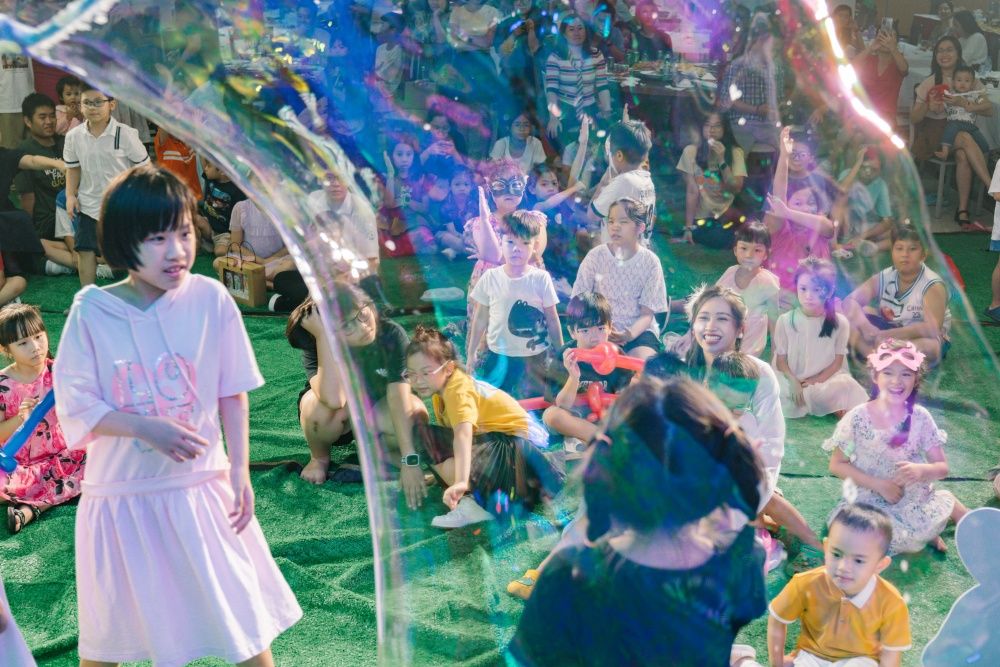 Con em cán bộ, người lao động PV Power chung vui "Đón Tết trông trăng"