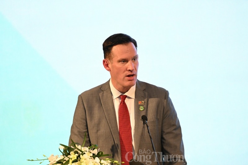 "Việt Nam không thể đi một mình trong hành trình hướng đến kinh tế xanh"