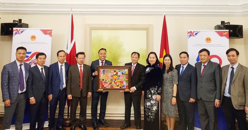 Hòa Bình: Tăng cường hỗ trợ sản phẩm công nghiệp nông thôn để xuất khẩu