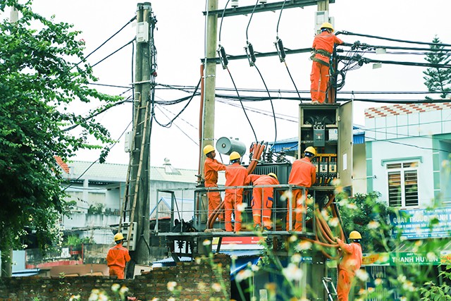 Thủ tướng yêu cầu đảm bảo cung ứng điện năm 2024 và các năm tiếp theo Thủ tướng yêu cầu đảm bảo cung ứng điện năm 2024 và các năm tiếp theo