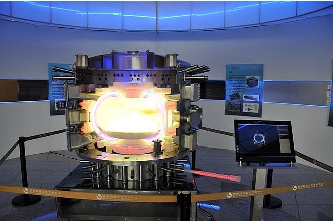 Mô hình tỉ lệ 1/20 của mặt trời nhân tạo ITER. Ảnh: Xinhua Mô hình tỉ lệ 1/20 của mặt trời nhân tạo ITER. Ảnh: Xinhua