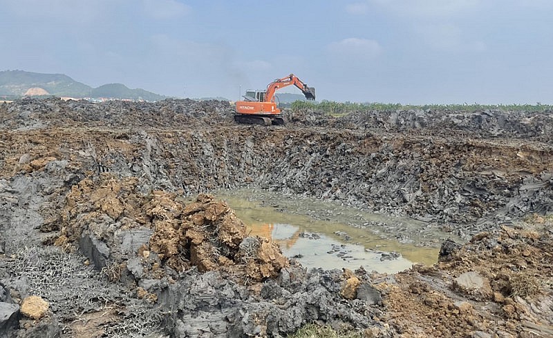 Liên danh Ngân hàng ACB và VIB cam kết giải ngân cho dự án đường dây 500kV Nam Định - Thanh Hoá Liên danh Ngân hàng ACB và VIB cam kết giải ngân cho dự án đường dây 500kV Nam Định - Thanh Hoá