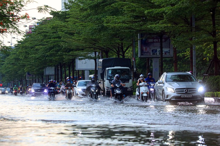Thời tiết hôm nay ngày 7/11/2023: Ảnh hưởng không khí lạnh, cả nước mưa dông Thời tiết hôm nay ngày 7/11/2023: Ảnh hưởng không khí lạnh, cả nước mưa dông