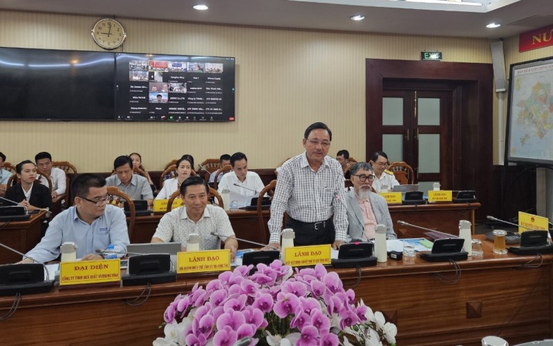 Ông Phạm Văn Triêm, Chủ tịch Hiệp hội DNNVV tỉnh phát biểu ý kiến Ông Phạm Văn Triêm, Chủ tịch Hiệp hội DNNVV tỉnh phát biểu ý kiến