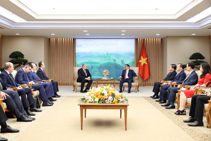 Thủ tướng Phạm Minh Chính tiếp Bộ trưởng Bộ Tình trạng khẩn cấp Liên bang Nga - Ảnh 3. Thủ tướng Phạm Minh Chính tiếp Bộ trưởng Bộ Tình trạng khẩn cấp Liên bang Nga - Ảnh 3.