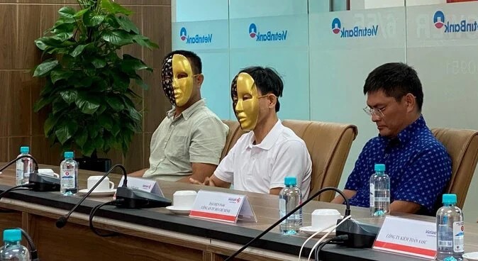 Người trúng Vietlott hơn 173 tỷ đồng thắng giải nhờ tấm vé do máy chọn Người trúng Vietlott hơn 173 tỷ đồng thắng giải nhờ tấm vé do máy chọn