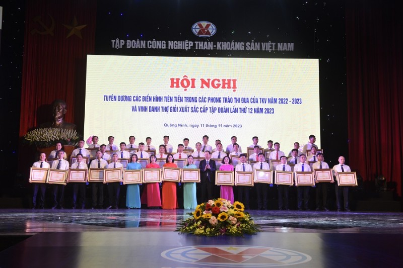 Tập đoàn TKV tổ chức Hội nghị Tuyên dương điển hình tiên tiến và Thợ giỏi nhân kỷ niệm ngày Truyền thống