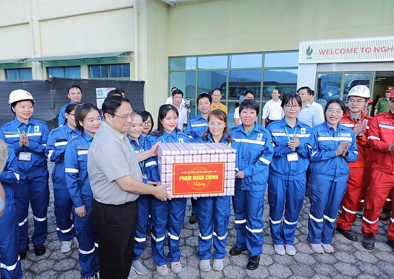 Thủ tướng Phạm Minh Chính thăm và làm việc tại tỉnh Thanh Hóa Thủ tướng Phạm Minh Chính thăm và làm việc tại tỉnh Thanh Hóa