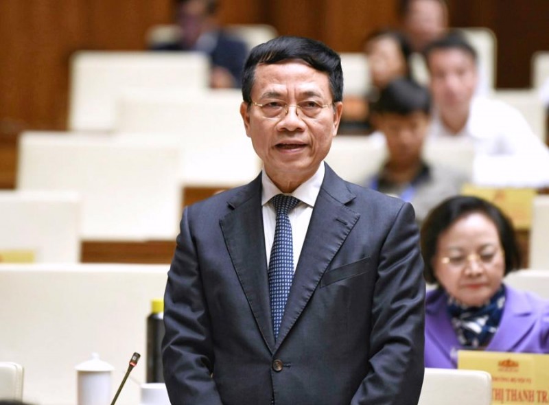 Bộ trưởng Nguyễn Mạnh Hùng Bộ trưởng Nguyễn Mạnh Hùng