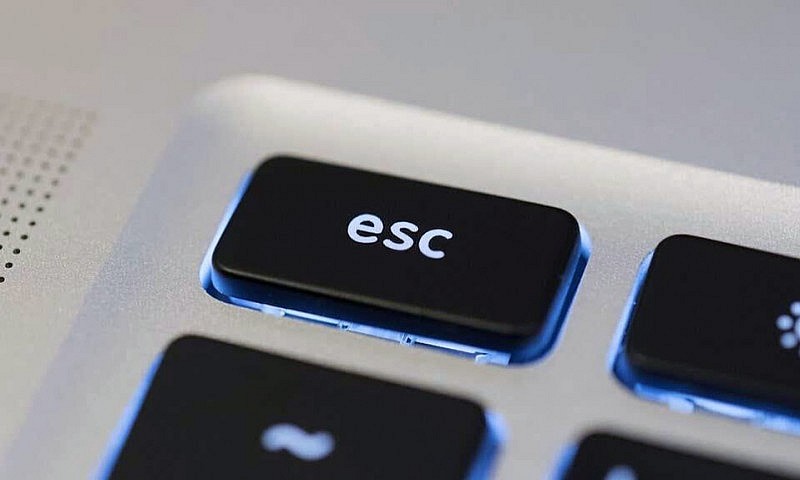 Cách sửa lỗi Macbook khi không bấm được phím Esc Cách sửa lỗi Macbook khi không bấm được phím Esc