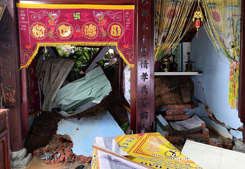 Quảng Nam: Sơ tán hàng nghìn người dân ở vùng có nguy cơ sạt lở Quảng Nam: Sơ tán hàng nghìn người dân ở vùng có nguy cơ sạt lở