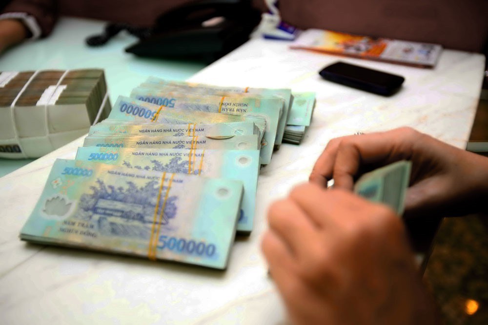 Siết chặt “vòng kim cô” với hoạt động bán bảo hiểm qua ngân hàng