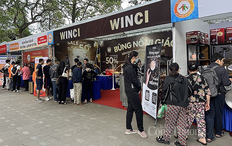 60 gian hàng tham gia Ngày hội khuyến mại điện tử, công nghệ 60 gian hàng tham gia Ngày hội khuyến mại điện tử, công nghệ