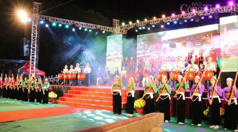 Hòa Bình: Đặc biệt Liên hoan Làng du lịch cộng đồng 8 tỉnh Tây Bắc! Hòa Bình: Đặc biệt Liên hoan Làng du lịch cộng đồng 8 tỉnh Tây Bắc!