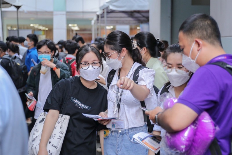 Sinh viên tốt nghiệp có việc làm đạt trên 90% Sinh viên tốt nghiệp có việc làm đạt trên 90%