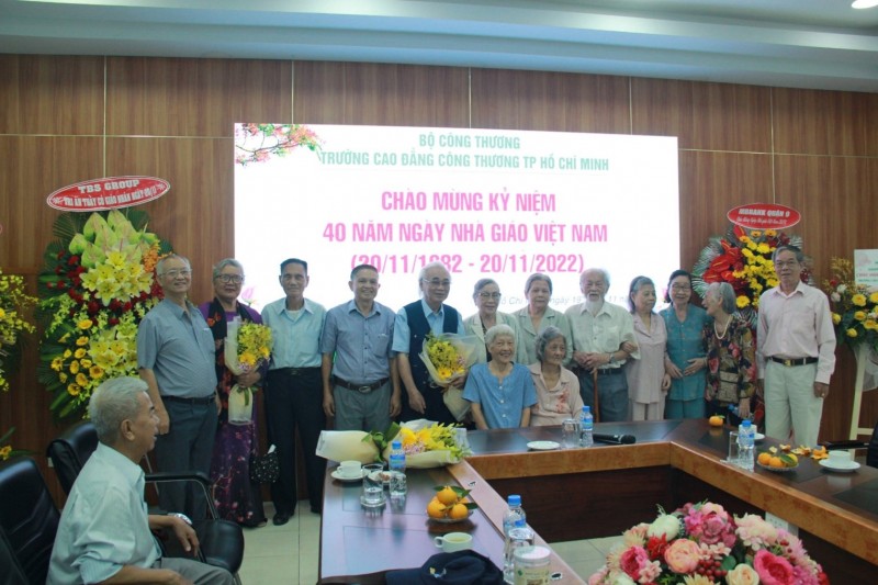 Trường Cao đẳng Công Thương TP. Hồ Chí Minh: Phát huy truyền thống uống nước nhớ nguồn Trường Cao đẳng Công Thương TP. Hồ Chí Minh: Phát huy truyền thống uống nước nhớ nguồn