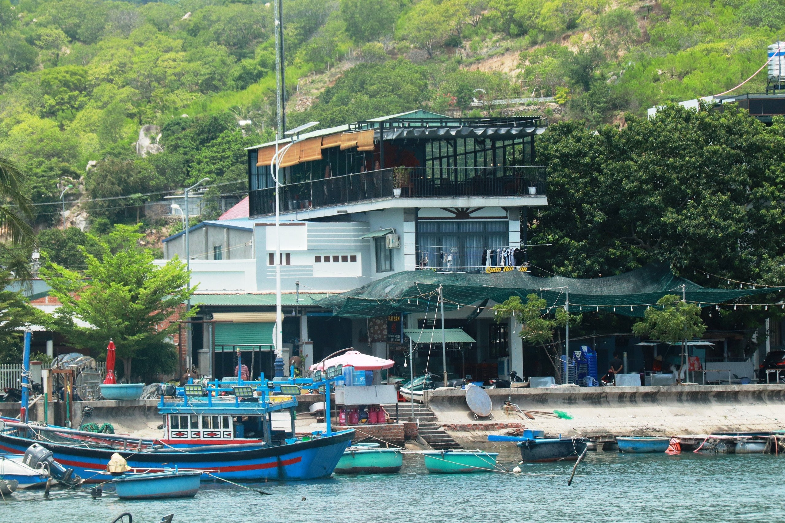 Ninh Thuận: Phát hiện nhiều công trình xây dựng sai phạm ở vịnh Vĩnh Hy Ninh Thuận: Phát hiện nhiều công trình xây dựng sai phạm ở vịnh Vĩnh Hy