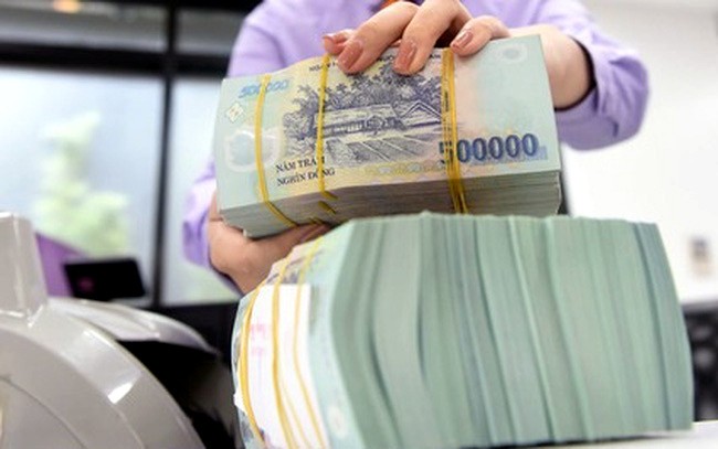 Từ ngày 1/12, giao dịch từ 400 triệu đồng phải báo cáo Ngân hàng Nhà nước. Từ ngày 1/12, giao dịch từ 400 triệu đồng phải báo cáo Ngân hàng Nhà nước.